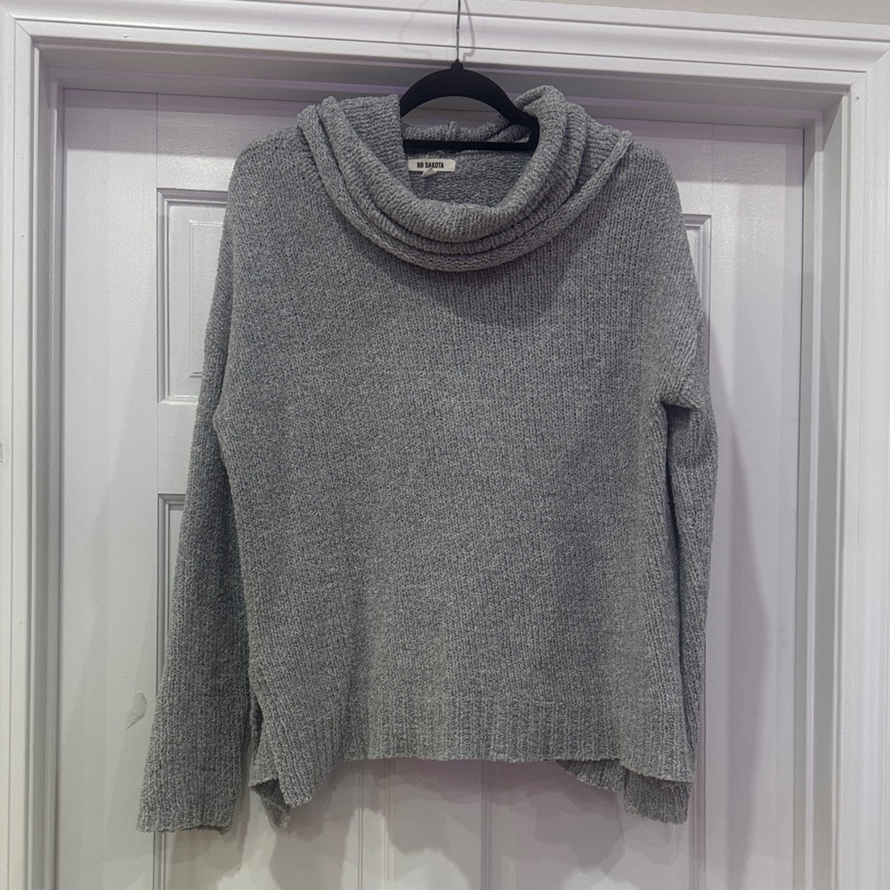 BB Dakota Cozy Gray Women's Turtleneck Sweater